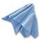 Chiffon en microfibre bleu, utilisé pour le nettoyage et le polissage des surfaces.