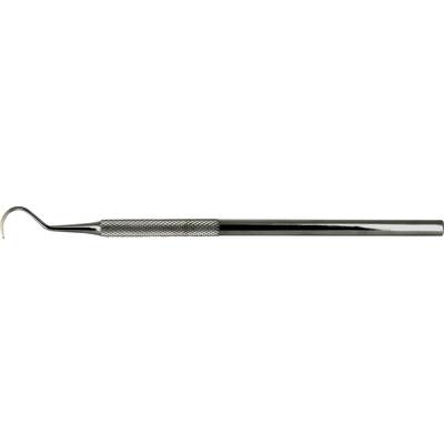 Un instrument de détartrage dentaire avec une extrémité pointue et recourbée et une poignée métallique striée.