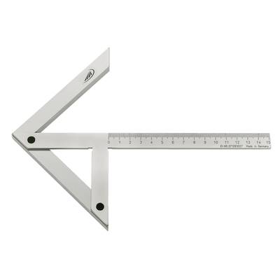 Un rapporteur d'angle en argent avec une règle intégrée indique un angle de 90 degrés. À droite se trouve une échelle de 0 à 15 cm.