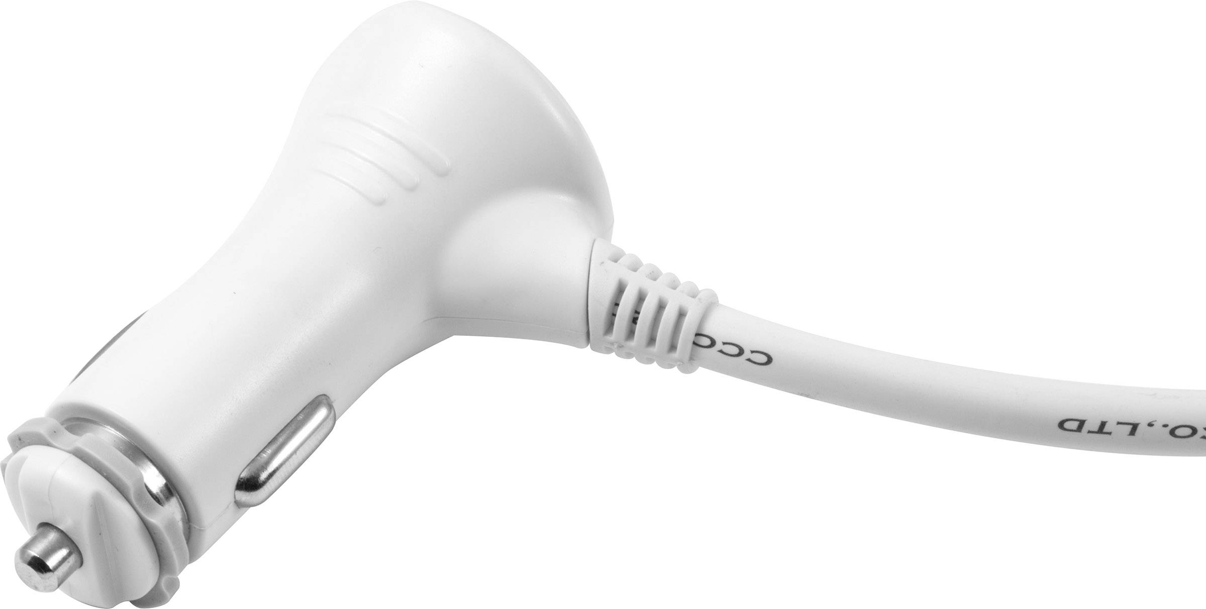 Chargeur de voiture blanc avec câble et fiche allume-cigare, adapté pour charger des appareils dans les véhicules.