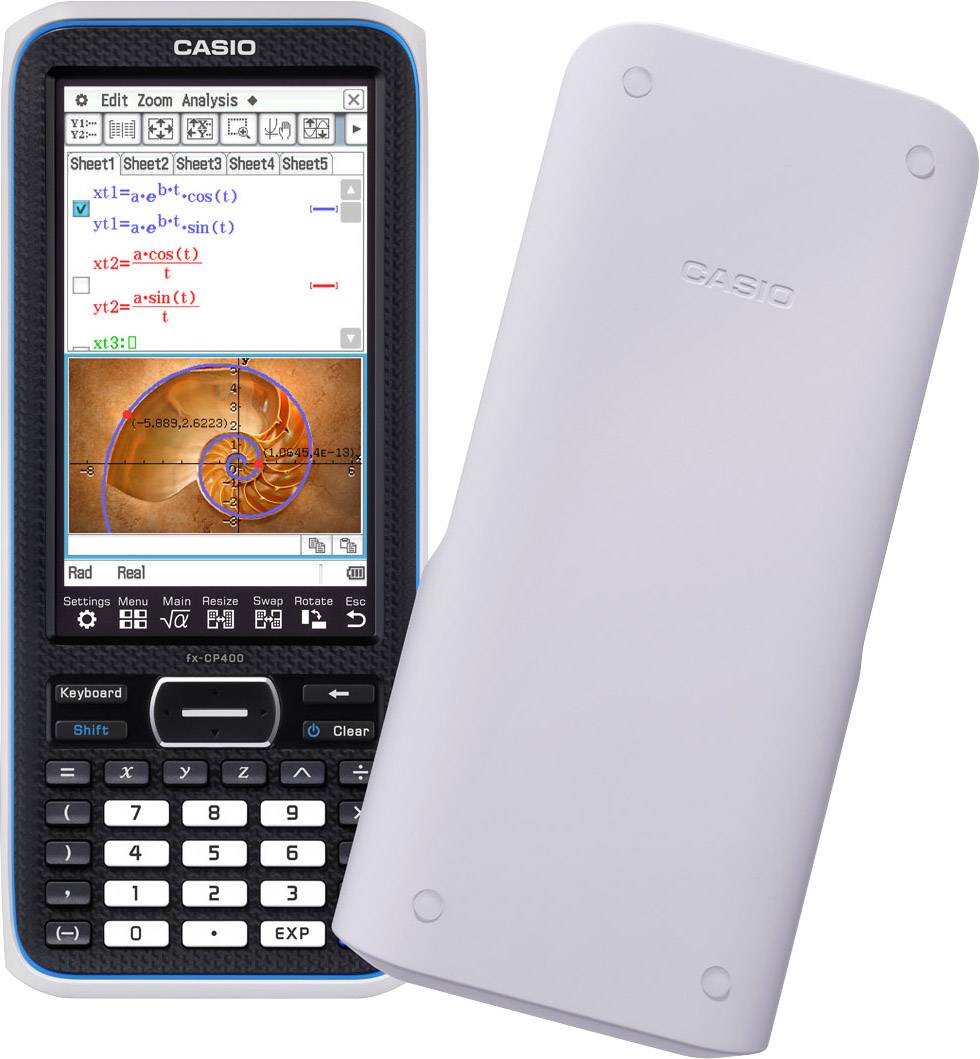 Calculatrice graphique avec le couvercle ouvert, affichant des fonctions mathématiques complexes et un motif en spirale sur l'écran.