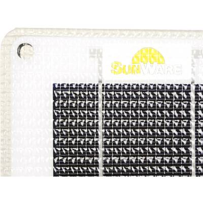 Partie d'un module solaire avec des cellules solaires rectangulaires, portant le logo 'SunWare' dans le coin supérieur droit.