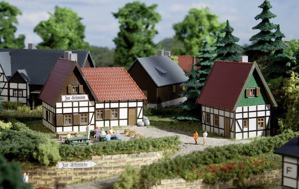 Auhagen 14457 N Auberge « Zur Schmiede »