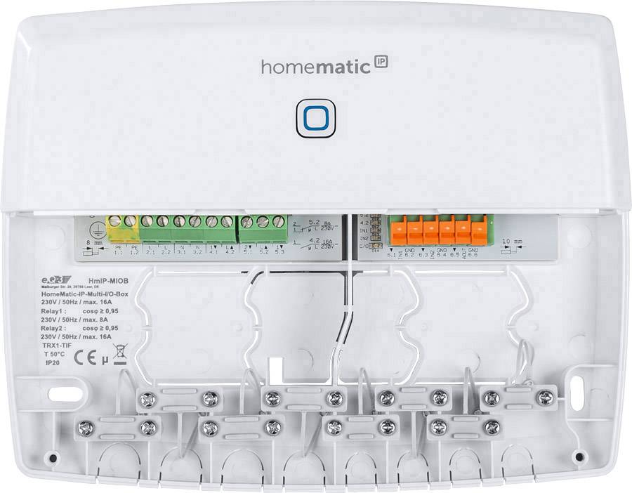 Appareil Homematic IP ouvert, avec des connexions et des circuits visibles, destiné au contrôle des systèmes de chauffage, de climatisation ou d'autres systèmes.