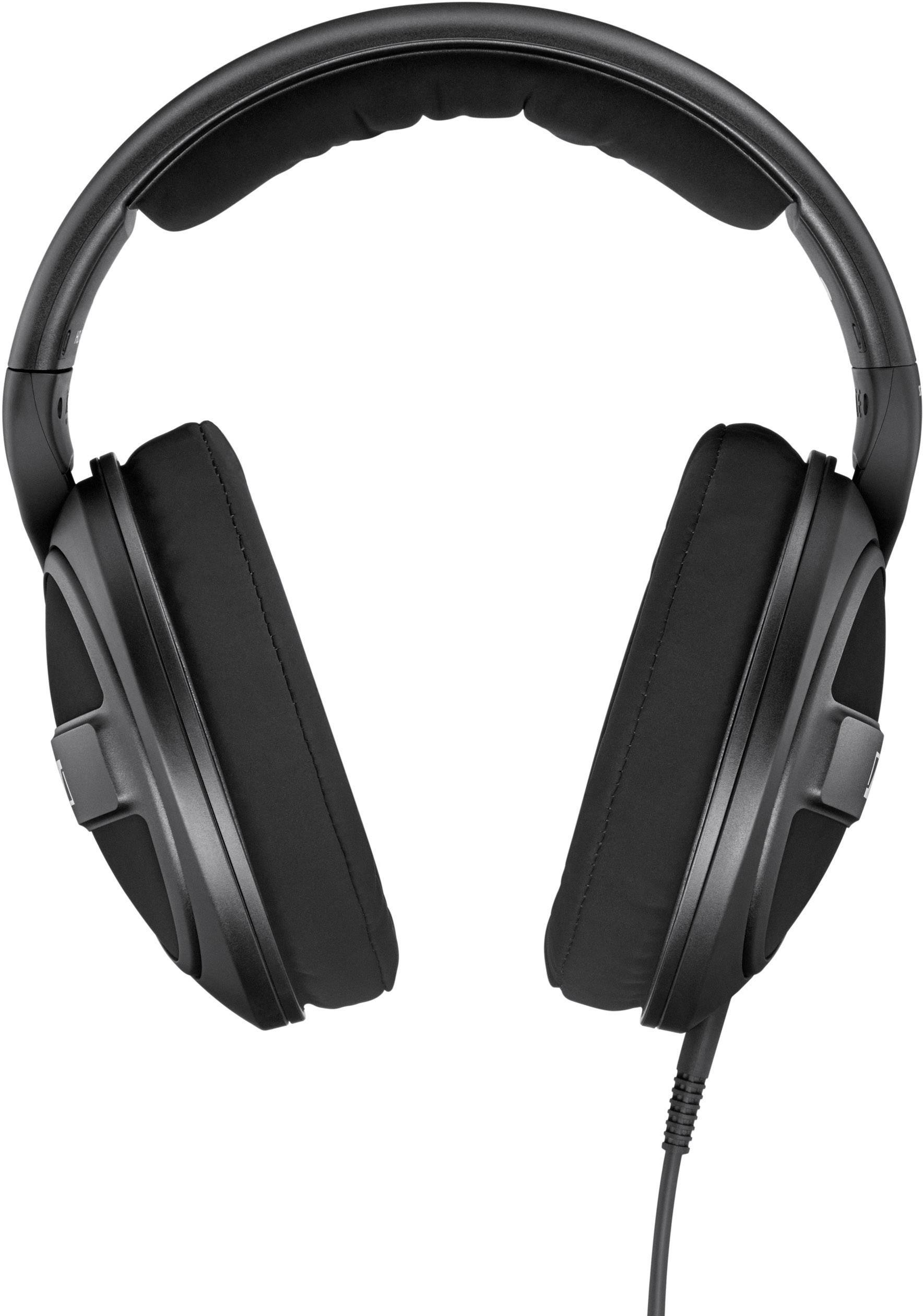 Casque noir circumaural avec serre-tête rembourré et écouteurs ronds, reliés par un câble sur l'écouteur droit.