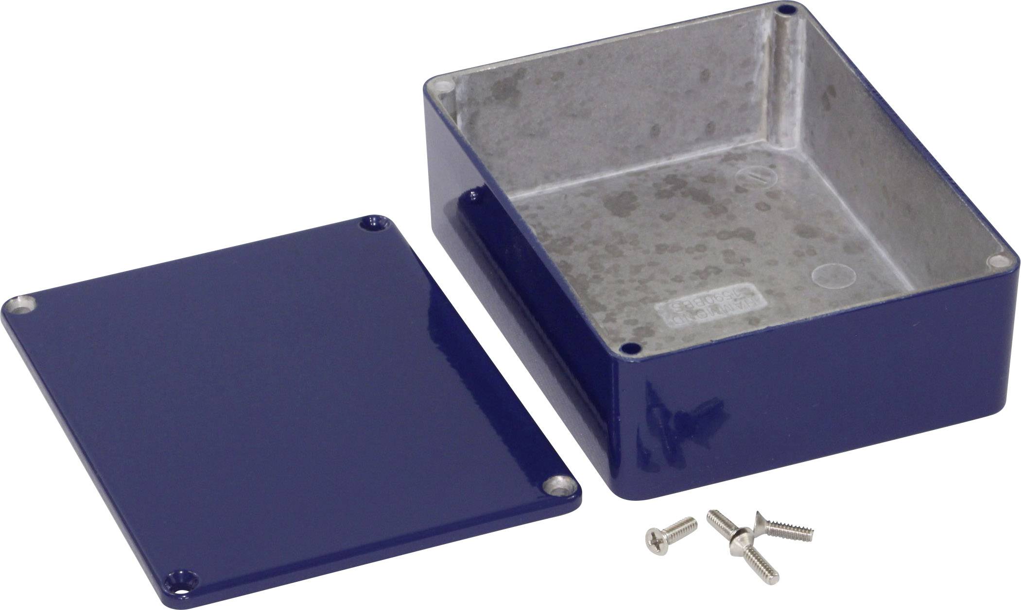 Boîte de dérivation métallique bleue avec couvercle retiré et quatre vis.
