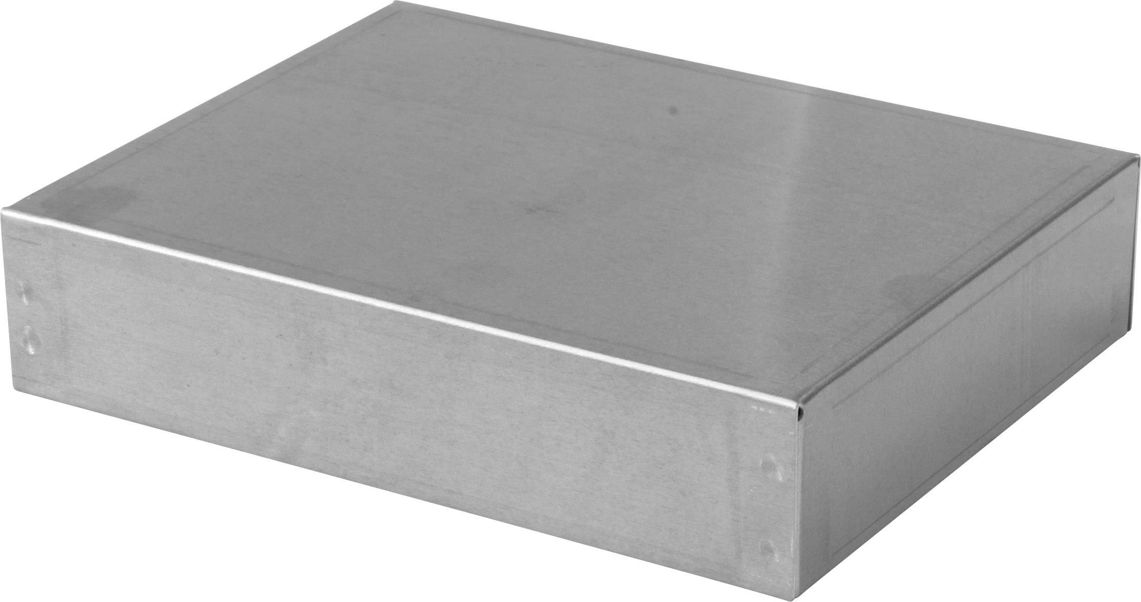 Boîte rectangulaire en métal sur fond blanc.