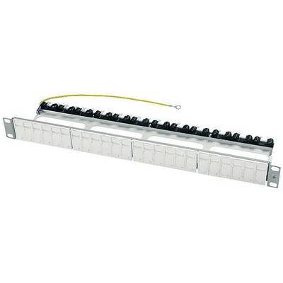 Un panneau de brassage avec 24 ports, monté sur un support métallique, équipé d'un câble de terre jaune en partie supérieure.