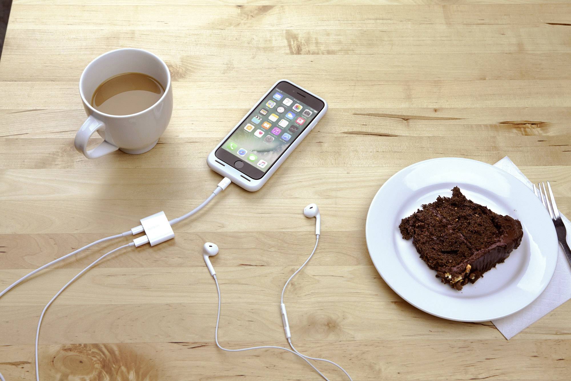 Belkin Adaptateur [1x Dock mâle Lightning - 2x Dock Apple femelle Lightning] blanc-3