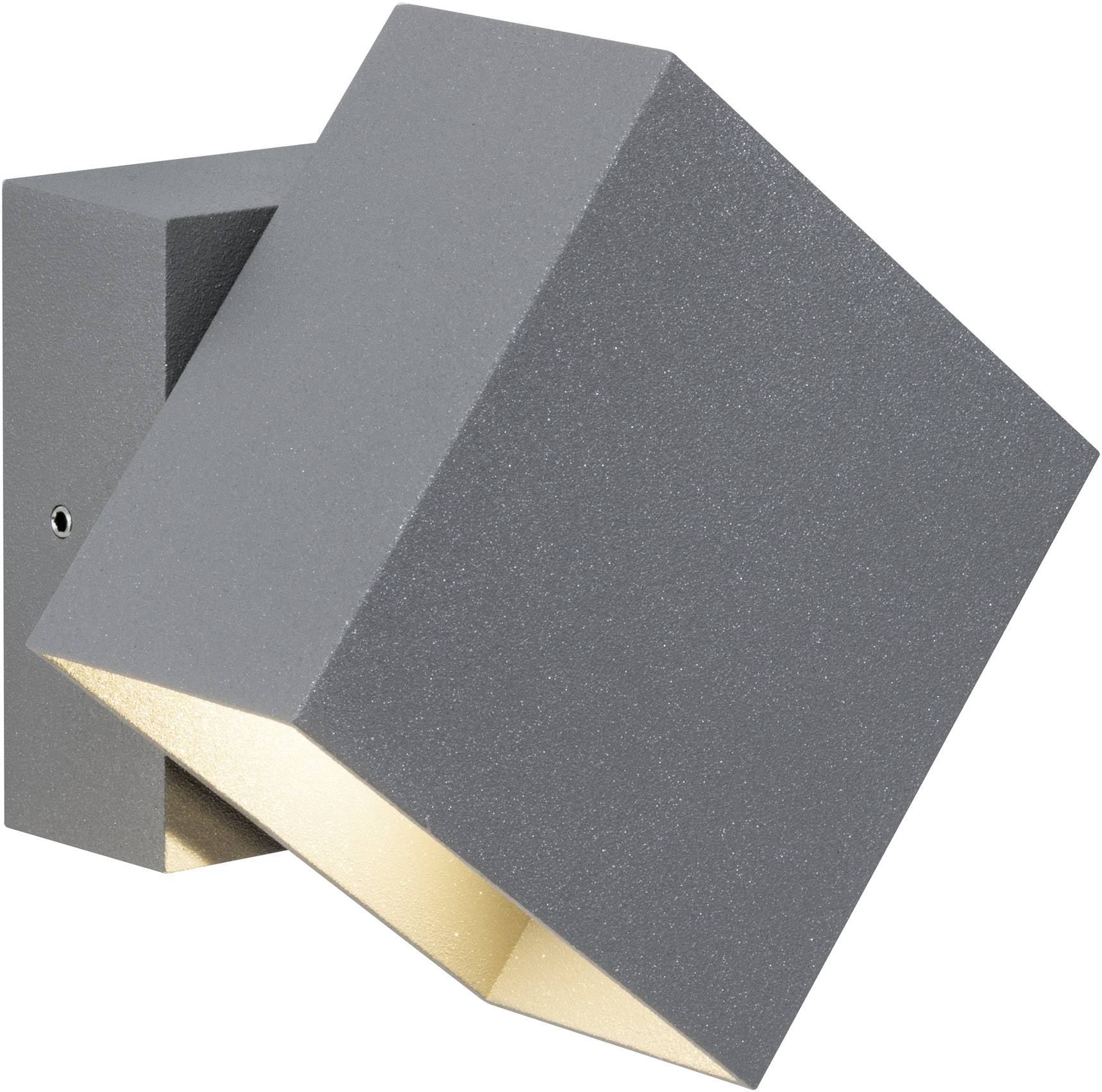 Applique murale grise, cubique, en métal avec un éclairage ouvert orienté vers le bas.