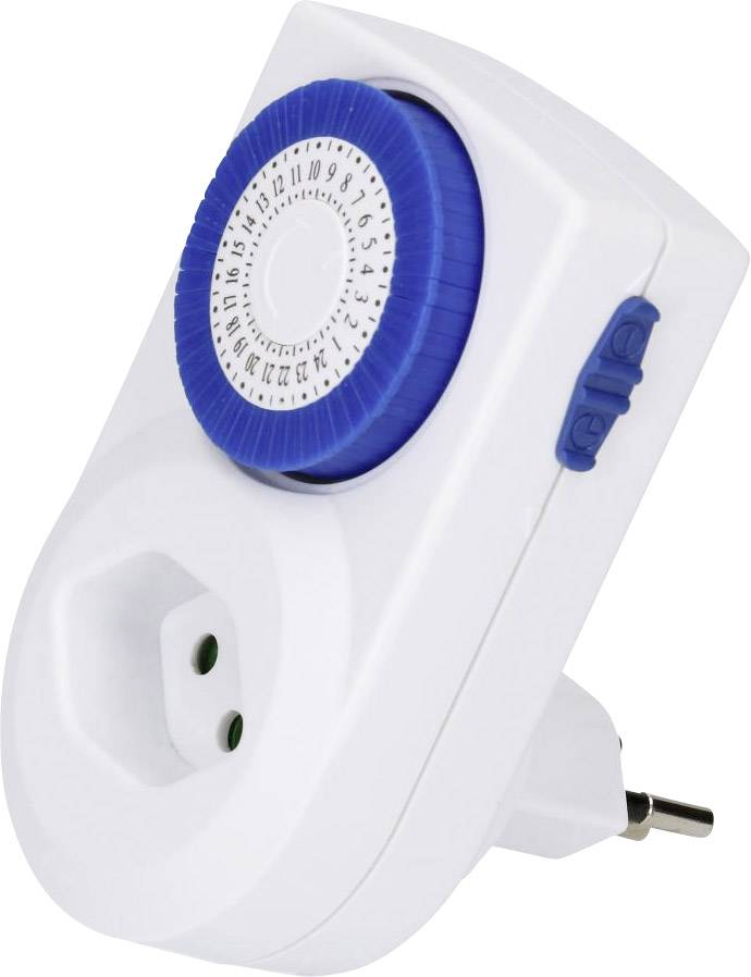 Une horloge de commutation mécanique blanche avec une roue de réglage bleue et une prise, adaptée pour programmer des temps de mise en marche et d'arrêt.