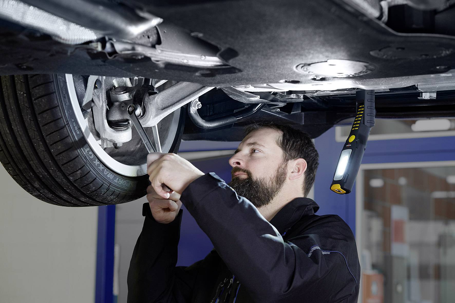 Lampe de travail Brennenstuhl LED avec support magnétique 300 lm 0.46 kg-5