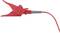Câble de démarrage rouge avec pinces crocodile pour connexion aux bornes de batterie, couramment utilisé dans les chargeurs de batterie de véhicules.