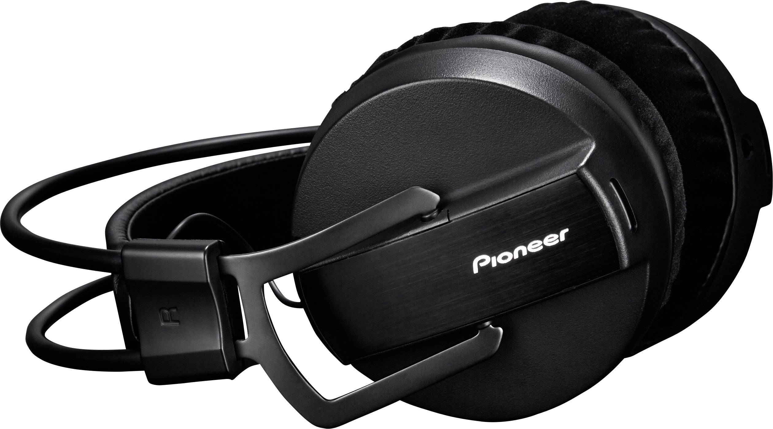 Casque audio noir supra-auriculaire avec de grandes protections d'oreilles, portant l'inscription 'Pioneer' sur le côté. Adapté aux amateurs de musique.