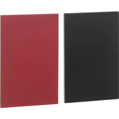 Deux cartes rectangulaires, l'une rouge et l'autre noire, côte à côte.