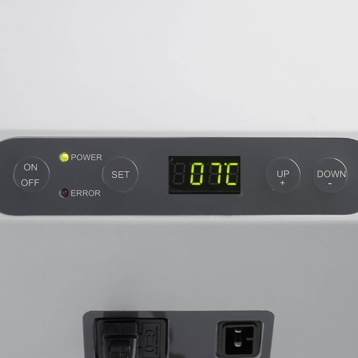 Glacière électrique IGLOO ICF 18 – 19 Litres, Température De -18°C à 20°C, Fonctionne Sur 12V/24V/230V Pour Voiture, Camping, Bateau