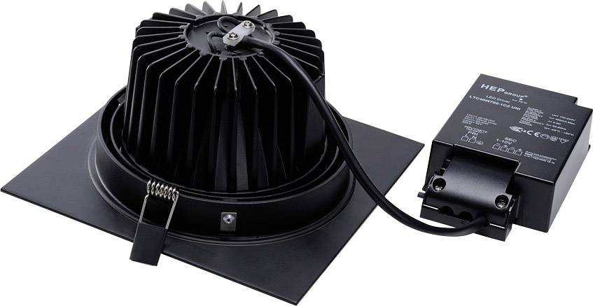 Un downlight carré à LED avec ailettes de refroidissement et dispositif de pilotage intégré, adapté à l'éclairage commercial.