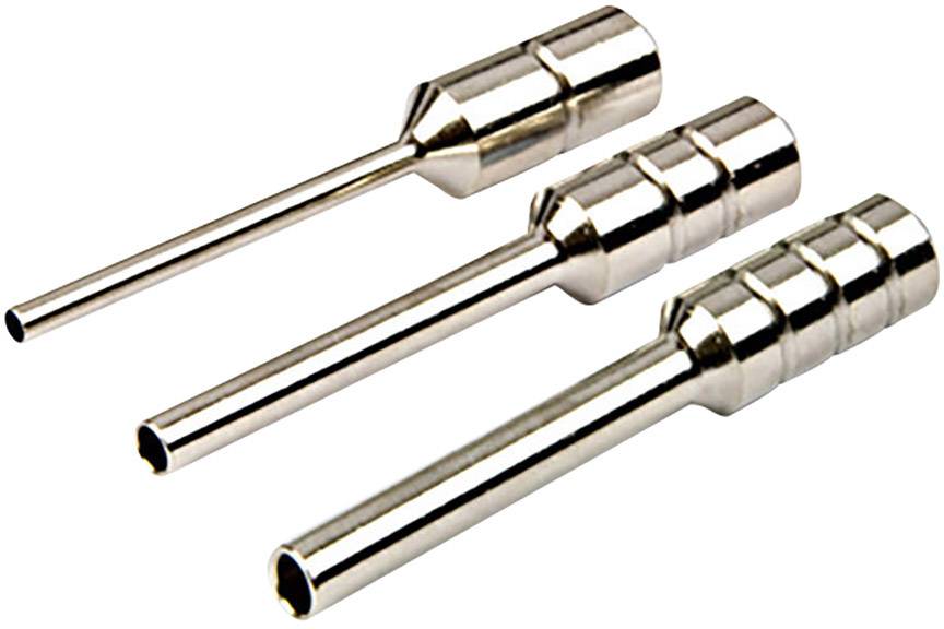 Trois forets coniques en métal de différentes tailles, alignés côte à côte sur un fond blanc. Ils sont argentés et brillants.