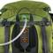 Un sac à dos vert avec une longueur de dos réglable et un tube sur l'avant, adapté aux randonnées et aux activités de plein air.