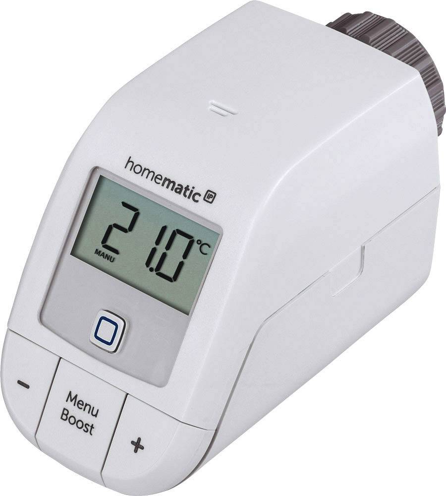 Thermostat électronique pour radiateur avec affichage, indiquant '21,0°C', touches de menu et de fonction boost sur la façade.