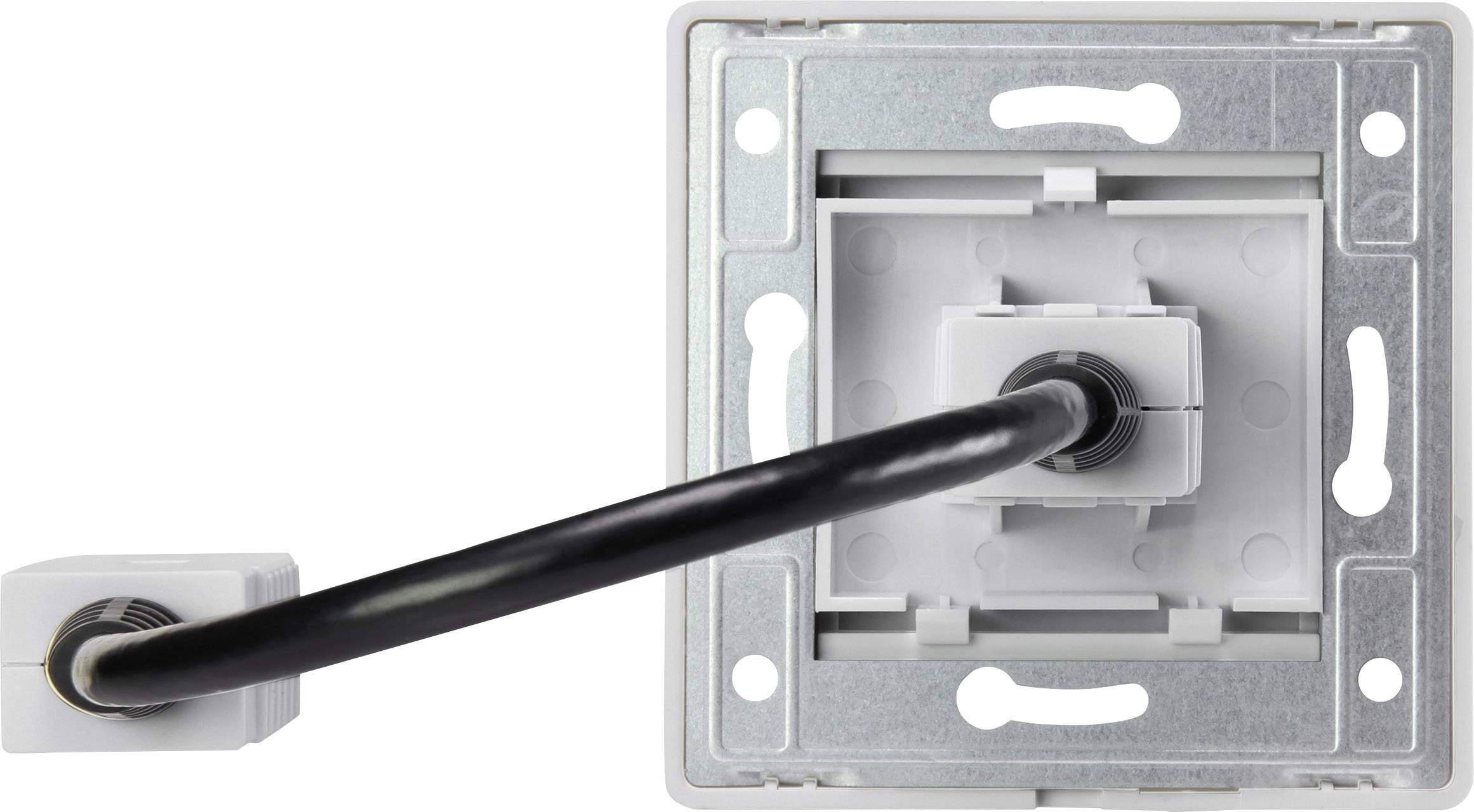 Un câble coaxial est connecté à l'arrière d'une prise murale. Il montre le câblage avant la pose d'un couvercle.