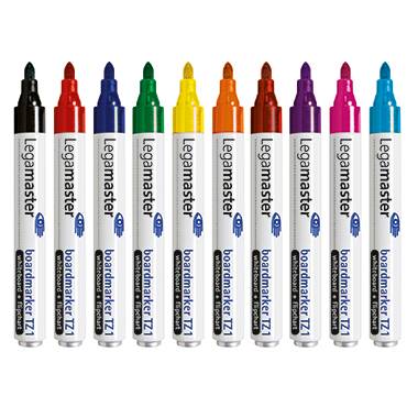 Huit marqueurs pour tableau blanc colorés en noir, rouge, bleu, vert, jaune, orange, violet et rose sont alignés les uns à côté des autres.