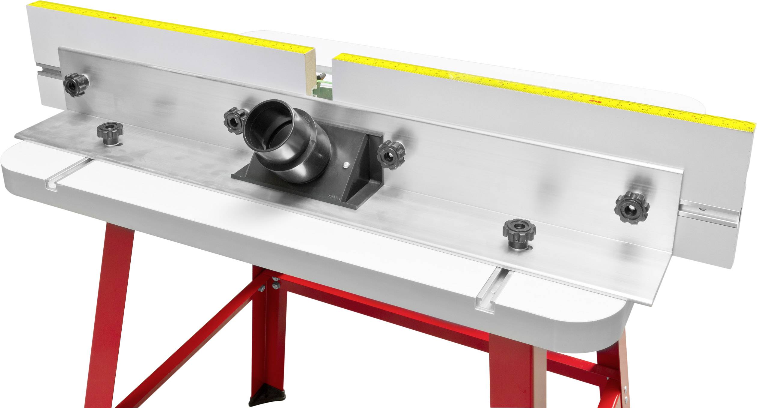 Fraiseuse de table avec châssis rouge, surface argentée et rail de guidage réglable, adaptée aux travaux précis du bois.