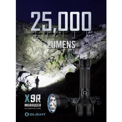 Lampe de poche éclairant un paysage rocheux, illuminé par 25 000 lumens. Modèle X9R Marauder d'Olight, présenté au premier plan.