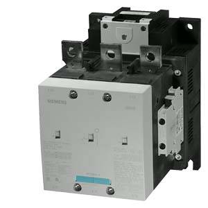 Un contacteur électrique gris et robuste de Siemens pour le contrôle d'appareils à haute tension, montrant trois pôles de contact et des bornes.