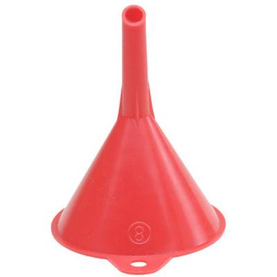 Un entonnoir rouge en plastique avec un bec effilé.