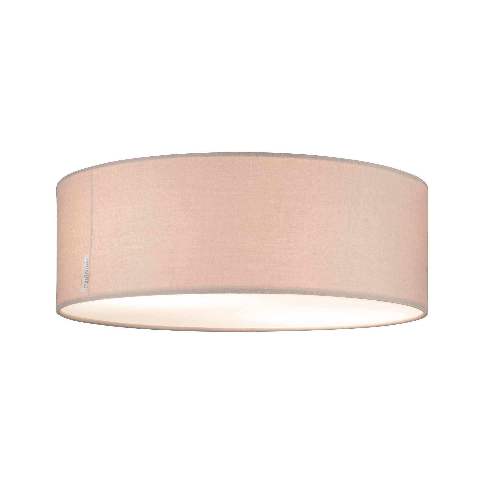 Un luminaire de plafond rond avec un abat-jour en tissu beige. La lampe diffuse une lumière douce, idéale pour les espaces de vie.