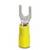 Cosse à fourche avec isolation jaune, un élément de connexion électrique permettant la fixation sécurisée des fils.