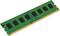 Une barrette de RAM verte avec des puces de mémoire noires et des contacts dorés, utilisée dans les ordinateurs pour le stockage temporaire de données.