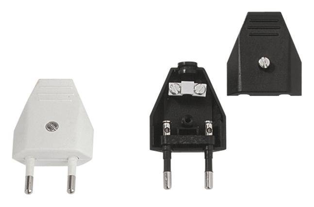 Deux adaptateurs de prise électrique, l'un blanc, l'autre noir. L'adaptateur blanc est visible de l'extérieur, le noir montre sa face intérieure.