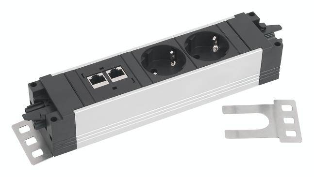 Multiprise avec deux prises électriques, deux ports Ethernet et un clip de fixation amovible à droite à côté.