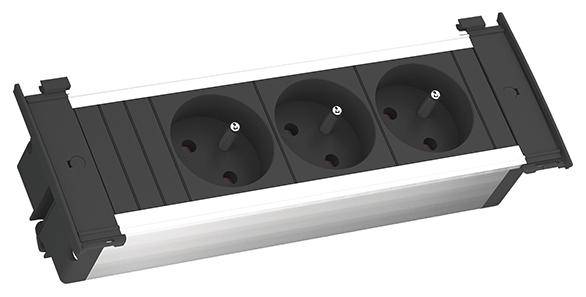 Barrette multiprises gris et noir avec trois emplacements, adaptée à une installation horizontale ou verticale. Convient pour un usage bureautique ou domestique.