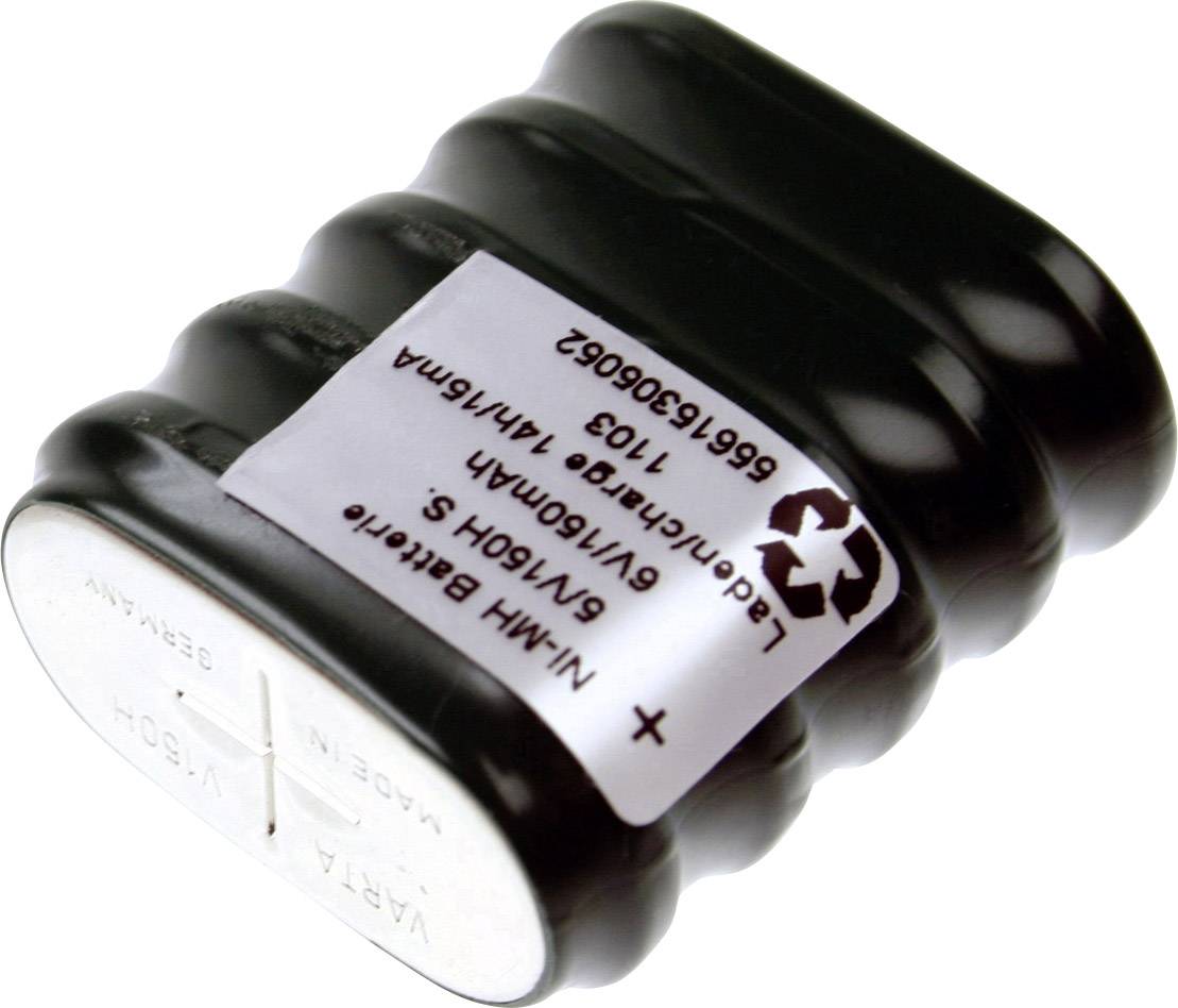 Une batterie noire ondulée avec une étiquette blanche affichant des spécifications techniques et le symbole de recyclage.
