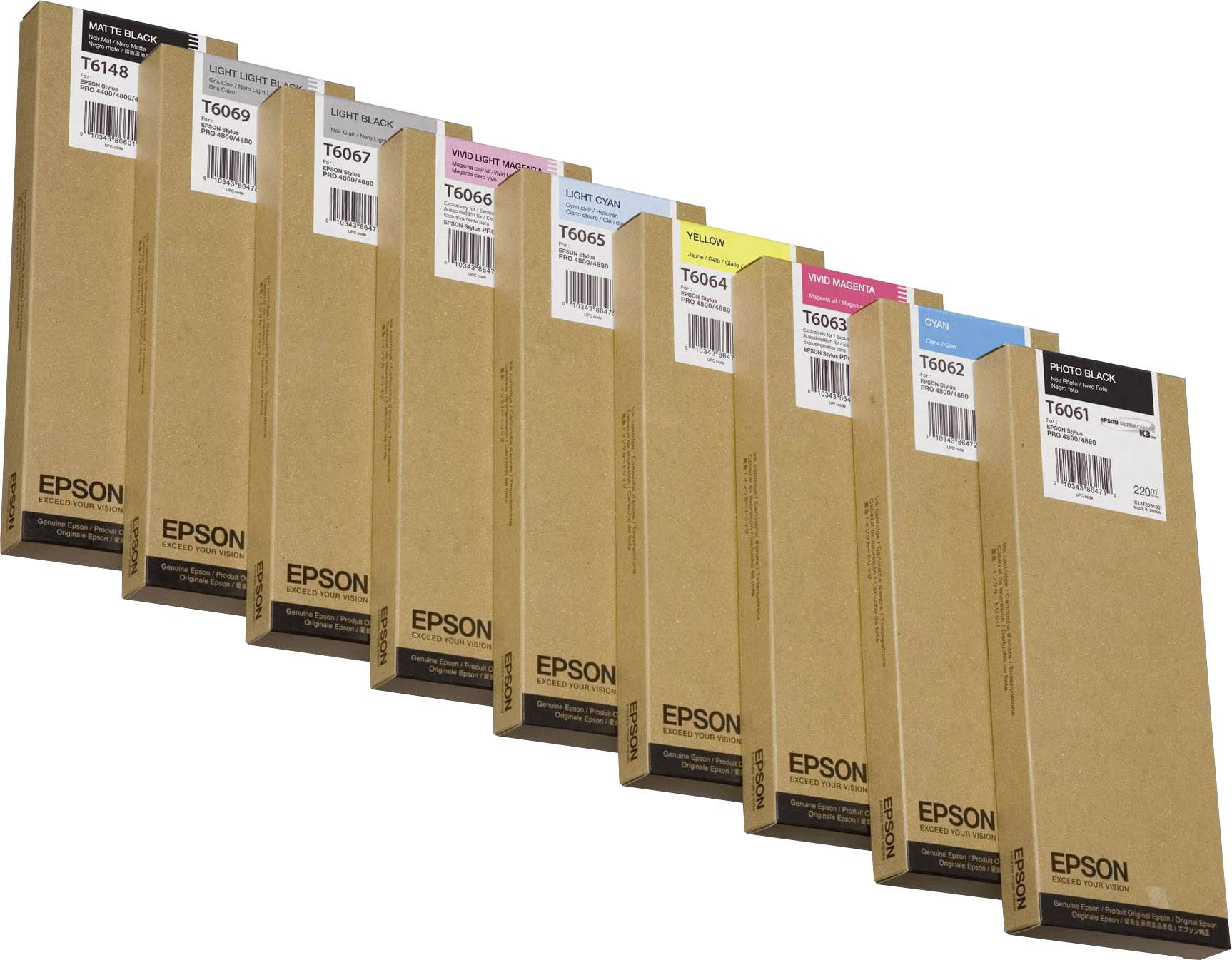 Neuf emballages bruns Epson alignés, chacun portant des désignations de couleurs différentes pour les cartouches d'encre : Noir, Cyan clair, Cyan, Magenta clair, Magenta, Jaune, et Noir photo.