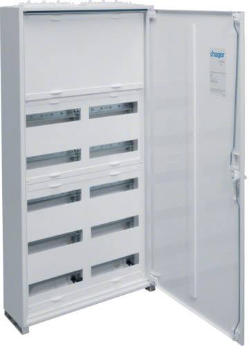 Un boîtier de distribution ouvert, blanc, montrant plusieurs niveaux pour des installations électriques, avec un couvercle sur le côté gauche.