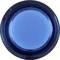 Une pile bouton bleue ronde en verre, vue de dessus, sur un fond blanc.