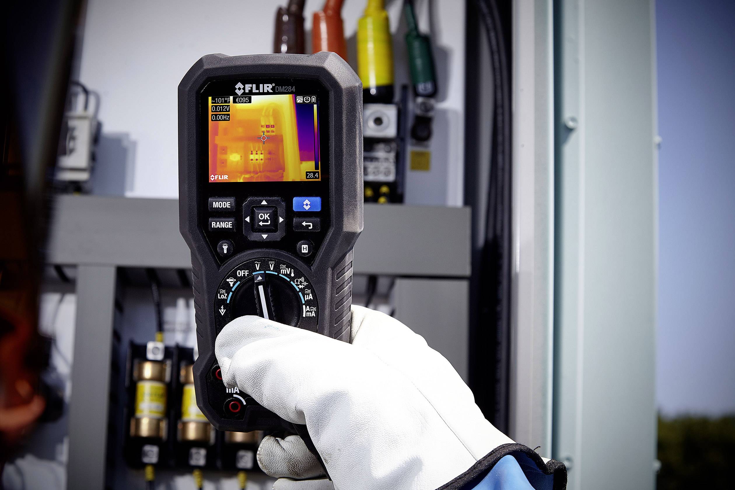 FLIR DM284-KIT Multimètre numérique caméra thermique intégrée, écran graphique CAT III 1000 V, CAT IV 600 V-2