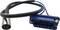 Un câble audio avec une fiche XLR connectée à un adaptateur bleu, adapté pour le branchement à différents appareils audio.