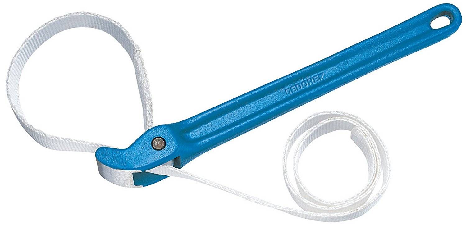 Clé à sangle bleue avec longue poignée et bande de nylon blanc, utilisée pour desserrer ou serrer des objets ronds tels que des tuyaux.