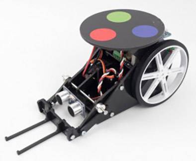 Un petit robot autonome avec deux grandes roues et des marquages colorés sur le dessus, montrant des câbles et des capteurs.