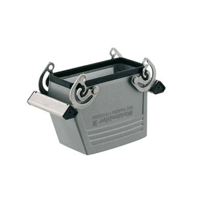 Un seau rectangulaire gris avec deux poignées sur les côtés, idéal pour des applications industrielles ou commerciales.