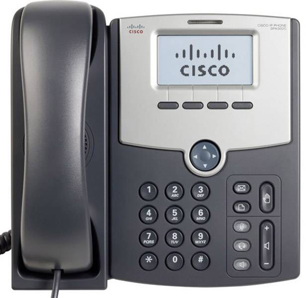 Un téléphone IP Cisco noir avec le combiné à gauche, un clavier numérique au centre et un écran rétroéclairé affichant 'CISCO'.