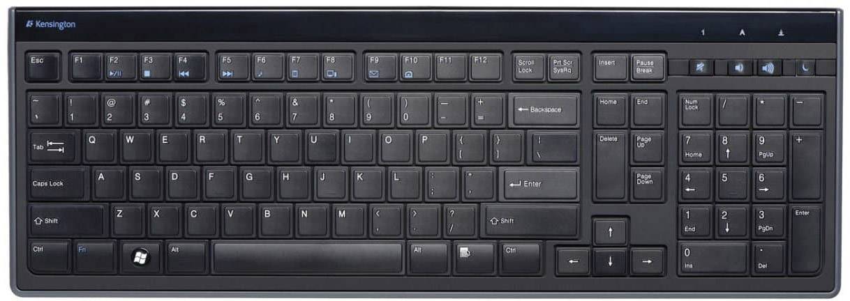 Clavier d'ordinateur noir avec disposition complète des touches, y compris le pavé numérique.