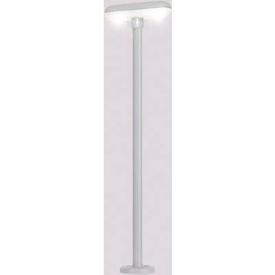 Lampadaire LED individuel à tige cylindrique étroite et tête rectangulaire; émet une lumière blanche et brillante.