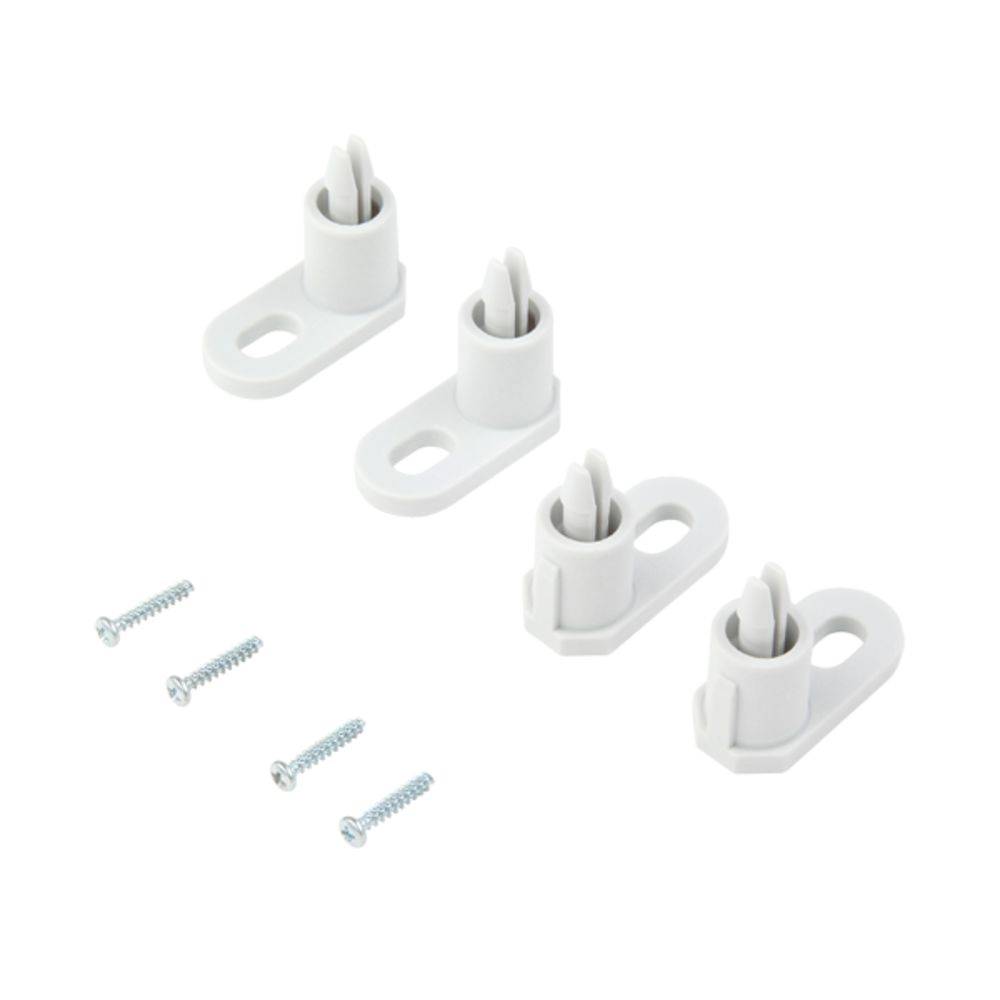 Quatre supports muraux blancs avec des fentes de fixation et quatre vis argentées assorties. Idéal pour la fixation d'objets.