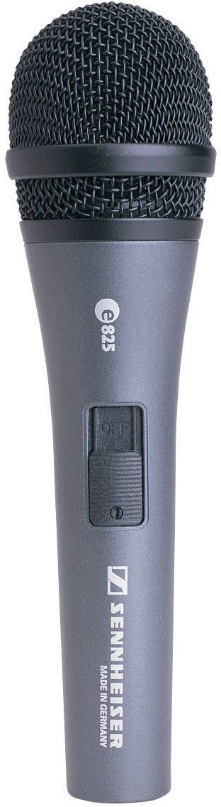 Un microphone à main de Sennheiser en gris avec interrupteur marche/arrêt. Adapté pour les enregistrements vocaux et de chant.